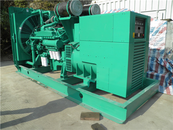 阳东出租发电机 发电机组厂家：柴油发电机组的控制屏的作用是什么？