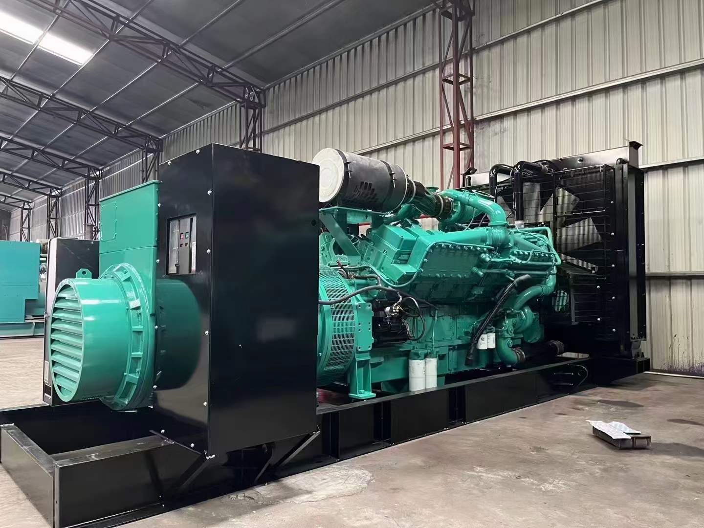 阳东如何降低 800kW 柴油发电机输出电流的波动？